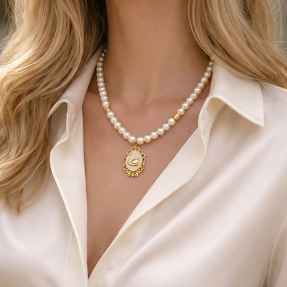Pure Grace – İnci & Sedef Kolye